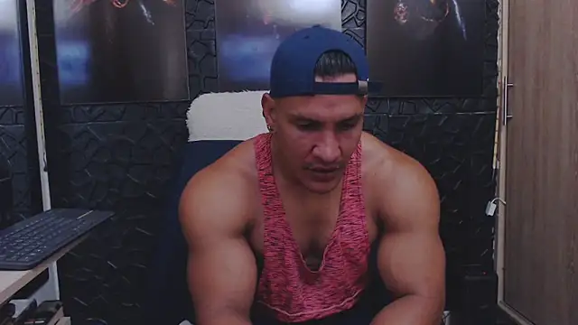 Snapshot of viktor_herrera chatting on 05-16-26, 04:39 viktor herrera online show from 05-16-26, 04:39
