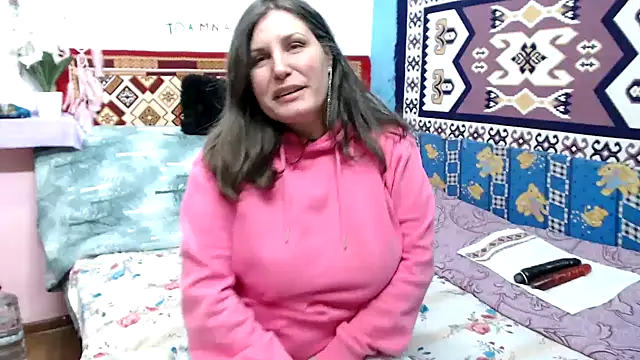 Adelinemilf online show from 02-18-26, 11:50