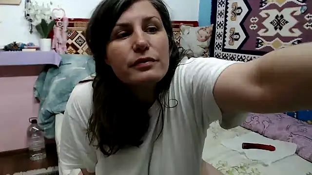 Adelinemilf online show from 05-12-26, 04:42