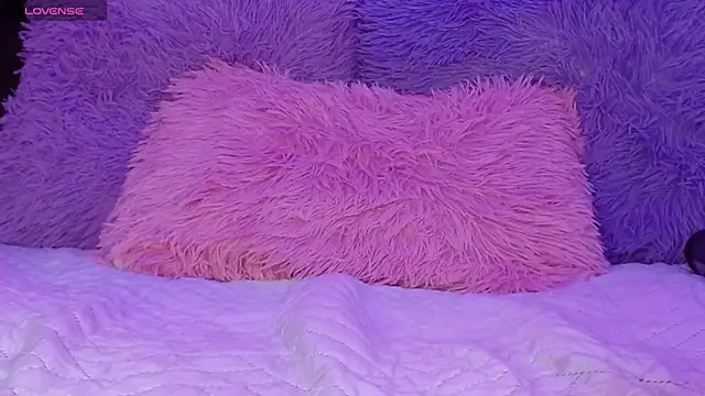 littlekiara4u   online show from 02-22-26, 10:14