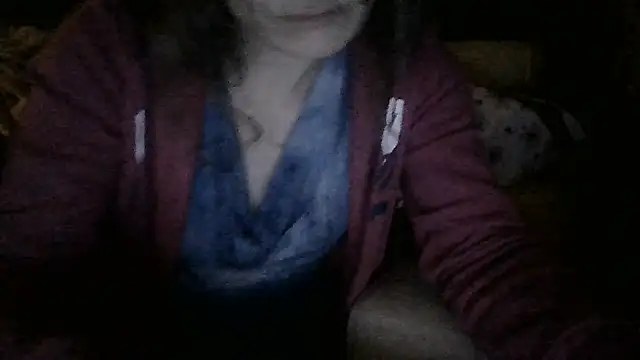 Snapshot of polo48725 chatting on 06-11-26, 11:03 polo48725 online show from 06-11-26, 11:03