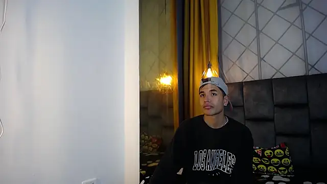 Snapshot of Maik_Russo chatting on 01-10-26, 11:34 Maik Russo online show from 01-10-26, 11:34