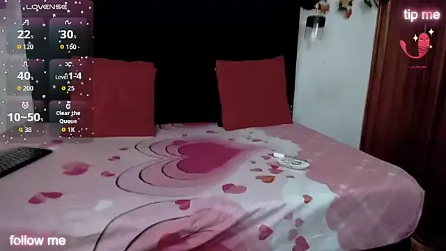 vsamanthaper1 online show from 02-13-26, 07:43