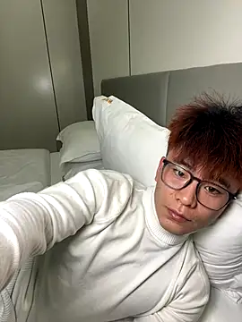 linfei123321 online show from 01-08-26, 09:44