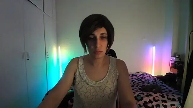 HoneyValentine online show from 05-13-26, 07:33