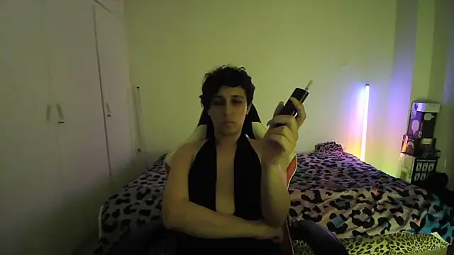 HoneyValentine online show from 06-19-26, 07:28