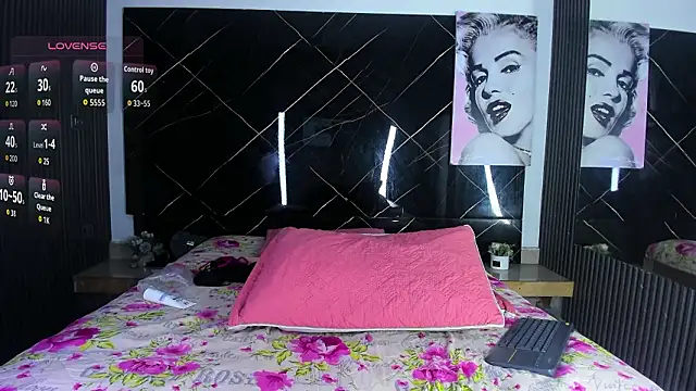 Skarleth queen online show from 02-04-26, 04:07