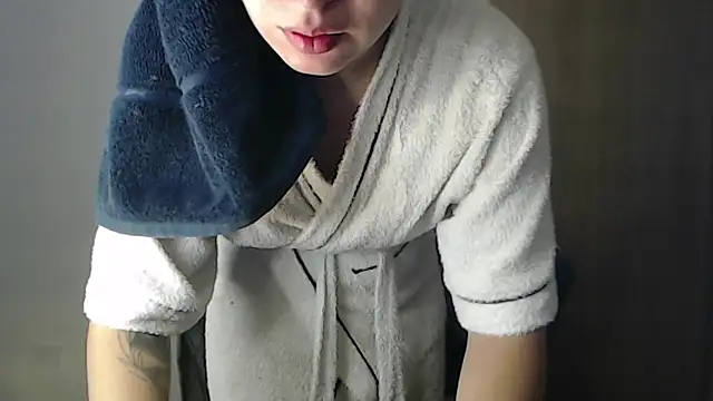 -Ivonnys online show from 02-18-26, 09:44