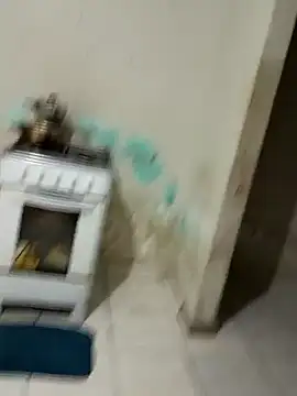 Snapshot of ____gozada---- chatting on 01-11-26, 01:43 gozada---- online show from 01-11-26, 01:43