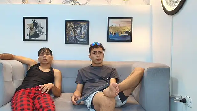 Snapshot of AVENGER_BOYS2026 chatting on 01-11-26, 01:21 AVENGER BOYS2026 online show from 01-11-26, 01:21