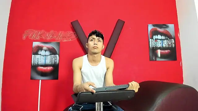 AVENGER BOYS2026 online show from 05-19-26, 07:20