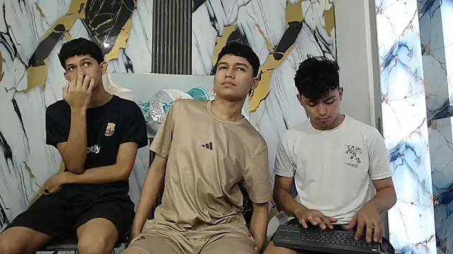 AVENGER BOYS2026 online show from 07-31-26, 07:35
