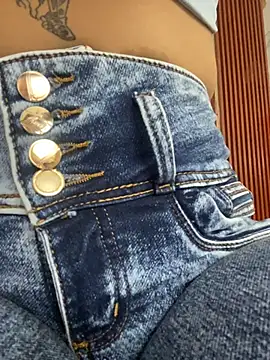 Michelle ec online show from 03-12-26, 05:52