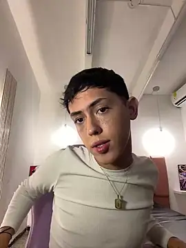 Iamcami  online show from 02-12-26, 07:09