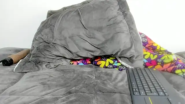 Sarah sumemers online show from 03-11-26, 09:32