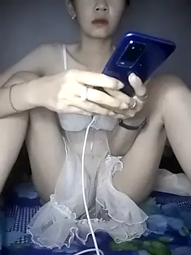 Snapshot of -Nicole-e chatting on 01-13-26, 12:49 -Nicole-e online show from 01-13-26, 12:49