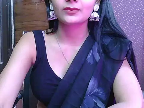 Snapshot of sweet_riyaaa chatting on 04-27-26, 04:54 sweet riyaaa online show from 04-27-26, 04:54