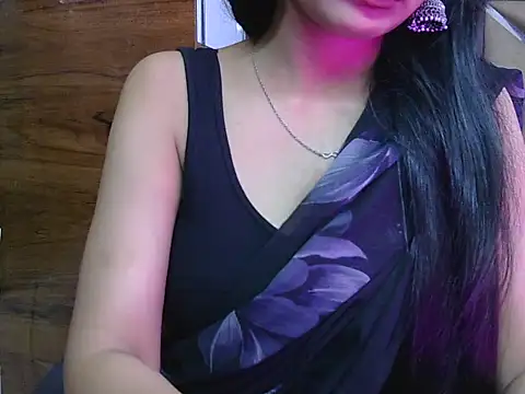 Snapshot of sweet_riyaaa chatting on 05-09-26, 04:39 sweet riyaaa online show from 05-09-26, 04:39
