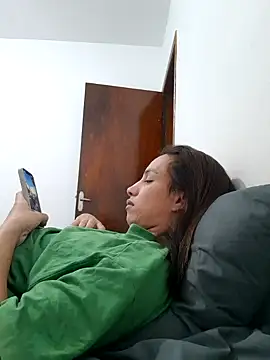 Snapshot of ofjuliaa chatting on 06-30-26, 06:36 ofjuliaa online show from 06-30-26, 06:36
