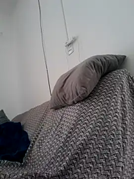 Snapshot of ofjuliaa chatting on 07-13-26, 06:44 ofjuliaa online show from 07-13-26, 06:44
