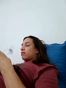 Snapshot of ofjuliaa chatting on 07-22-26, 04:26 ofjuliaa online show from 07-22-26, 04:26