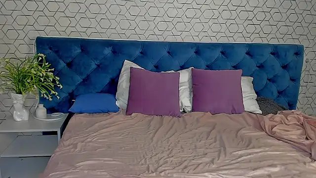 desiree doll online show from 01-17-26, 01:10