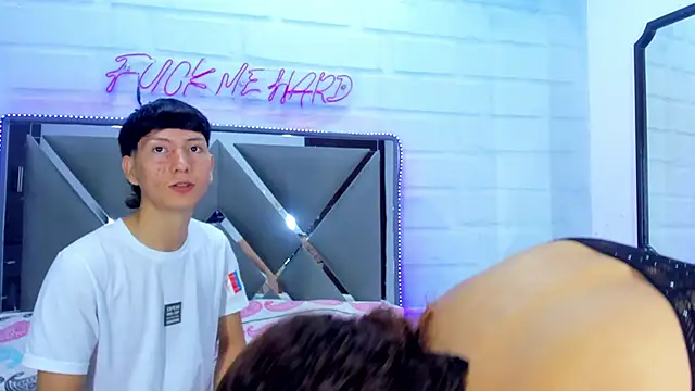 BunnyLove  online show from 04-19-26, 12:11