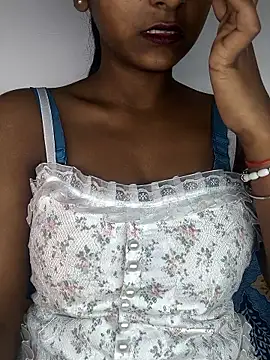 Royal-girl78 online show from 01-09-26, 03:48