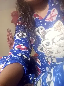 sakina121 online show from 01-14-26, 06:24