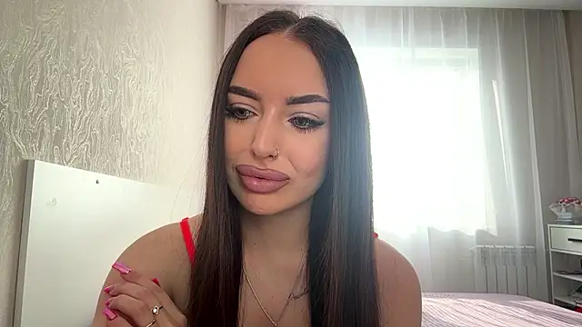 Snapshot of QueenGelik chatting on 02-18-26, 02:18 QueenGelik online show from 02-18-26, 02:18