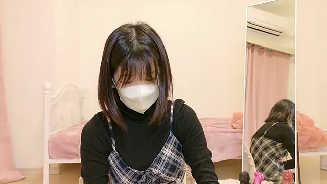 yuruchan  online show from 02-25-26, 07:29