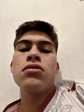 babystripchat31 online show from 01-14-26, 12:38