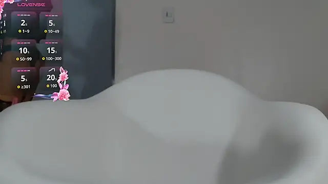 Little Leksa online show from 02-18-26, 01:40