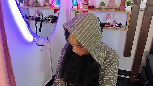 MeowMota  online show from 05-04-26, 06:04