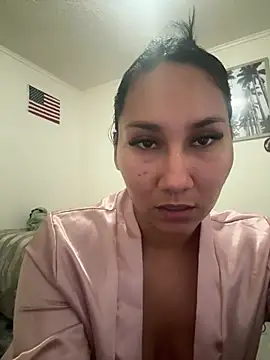 Snapshot of Mamassita96 chatting on 02-27-26, 10:32 Mamassita96 online show from 02-27-26, 10:32