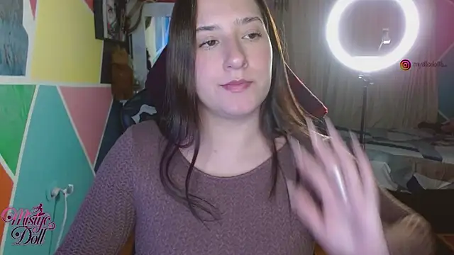 Snapshot of Mysticdooll69 chatting on 06-15-26, 10:01 Mysticdooll69 online show from 06-15-26, 10:01