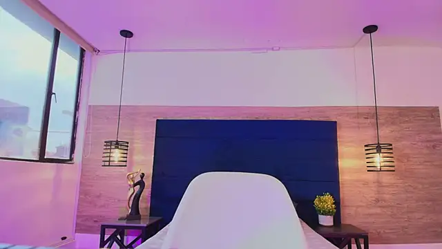 Ellie-Alves online show from 04-06-26, 03:13