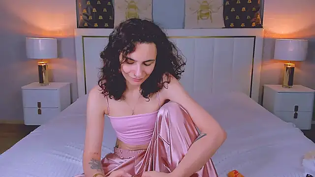 RIANA SI online show from 07-10-26, 12:48