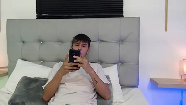 johnny blake  online show from 01-19-26, 12:03