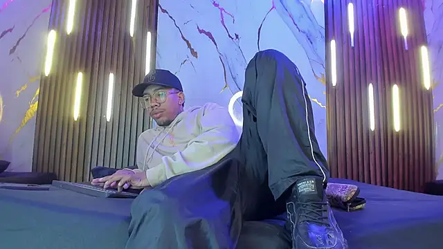 Snapshot of ThiagoBerry chatting on 02-04-26, 10:32 ThiagoBerry online show from 02-04-26, 10:32