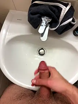 Snapshot of onekxing chatting on 01-07-26, 06:21 onekxing online show from 01-07-26, 06:21