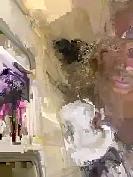 BigAndBeaut online show from 04-20-26, 06:27