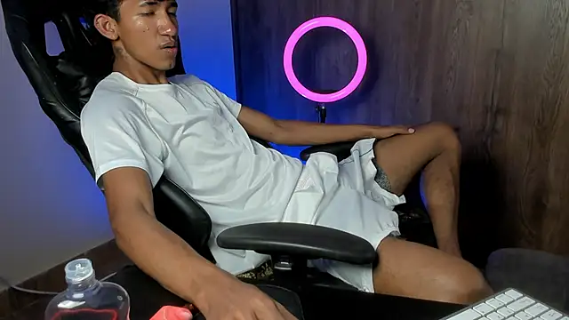 neitan miller  online show from 01-19-26, 05:11