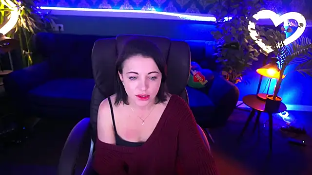 Dafni Monn online show from 02-02-25, 06:48