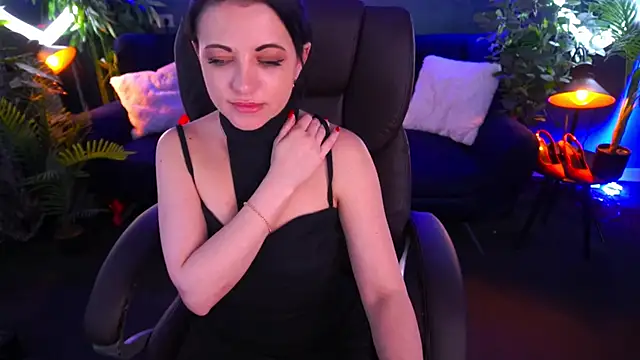 Dafni Monn online show from 03-11-25, 09:34