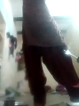 Hasmi hot09 online show from 04-17-26, 01:19