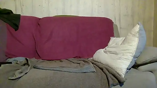 Helinetrav online show from 05-03-26, 06:47