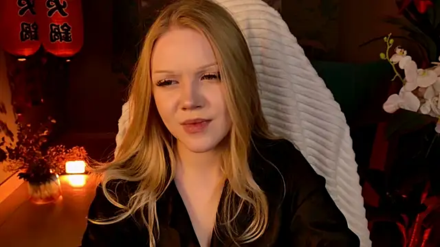 ChloeWhite online show from 04-03-26, 09:29