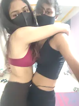 Snapshot of Kavya-Ranii chatting on 07-28-26, 11:17 Kavya-Ranii online show from 07-28-26, 11:17