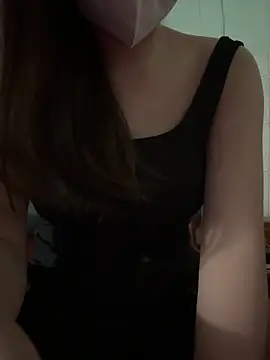 Snapshot of SISI-SEXXY chatting on 04-22-26, 05:21 SISI-SEXXY online show from 04-22-26, 05:21